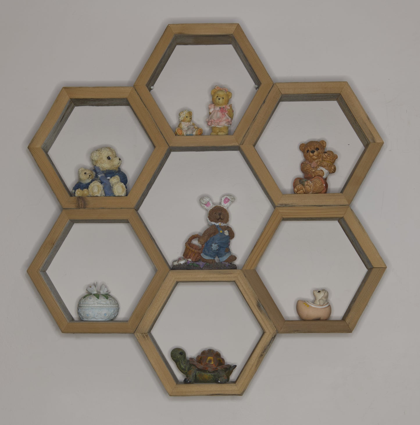 Beehive Shadow Box - Reclaimed Cedar