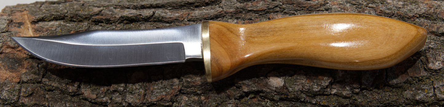 Cherry Handled Skinner Knife